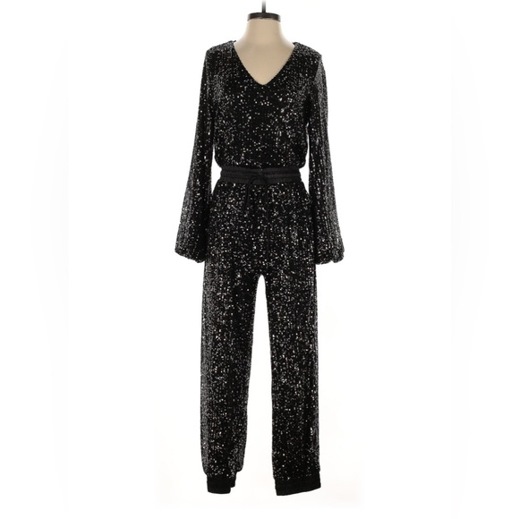 Aaron & Amber Long-Sleeve Sequin Jogger Jumpsuit - Picture 5 of 7